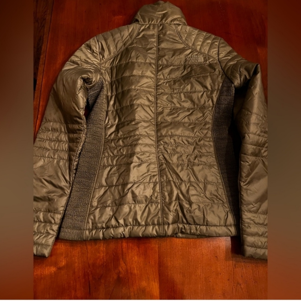The North Face Jacket - Picture 2 of 2